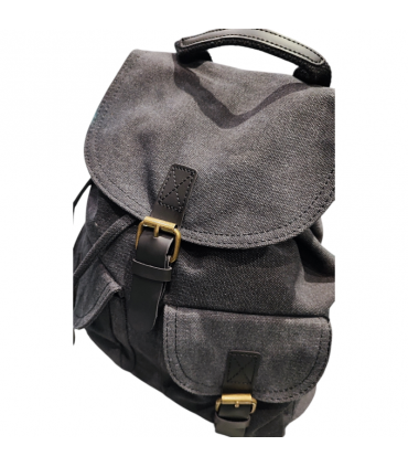 MOCHILA NEGRA