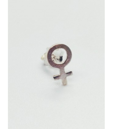 PENDIENTE FEMINISTA PLATA