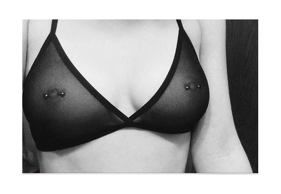 Cuidados para tu piercing en el pezón
